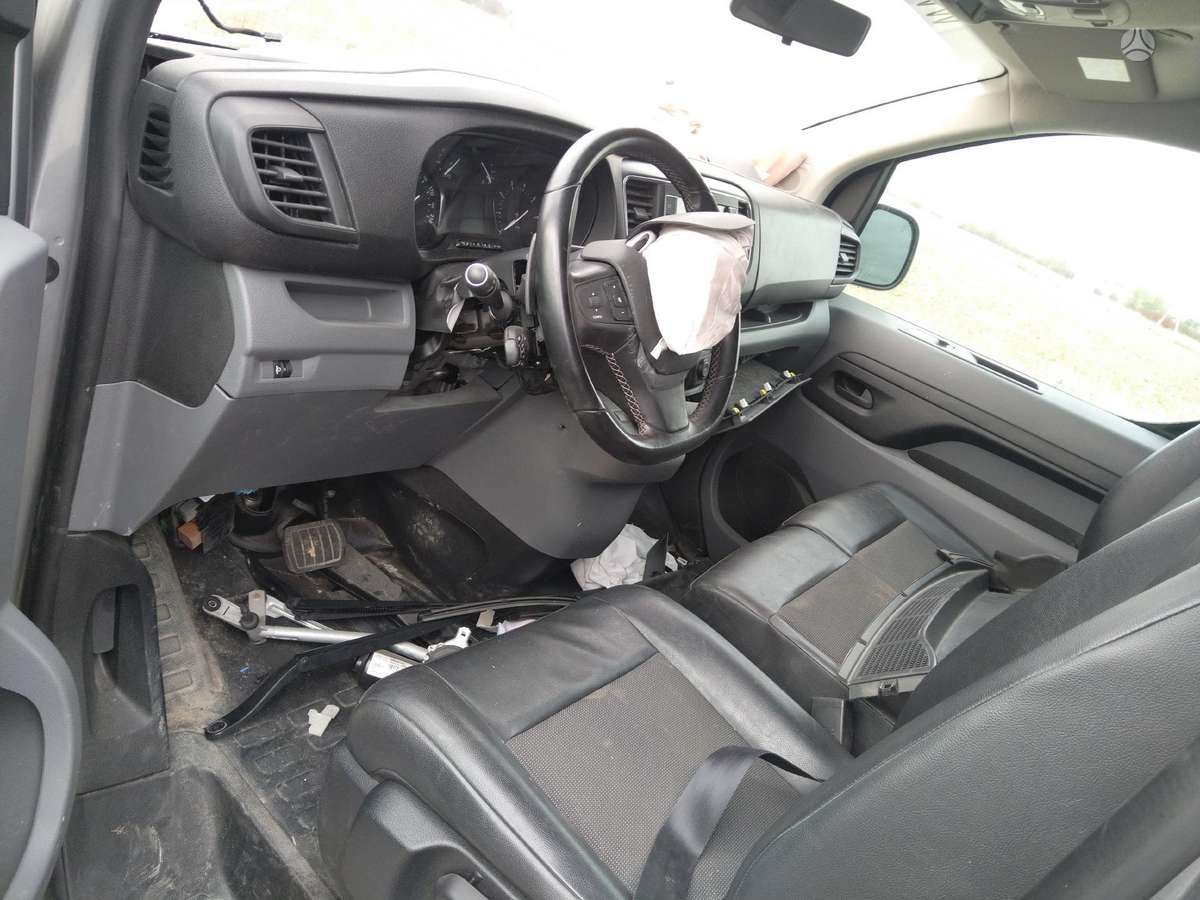 Peugeot Expert, passenger vans