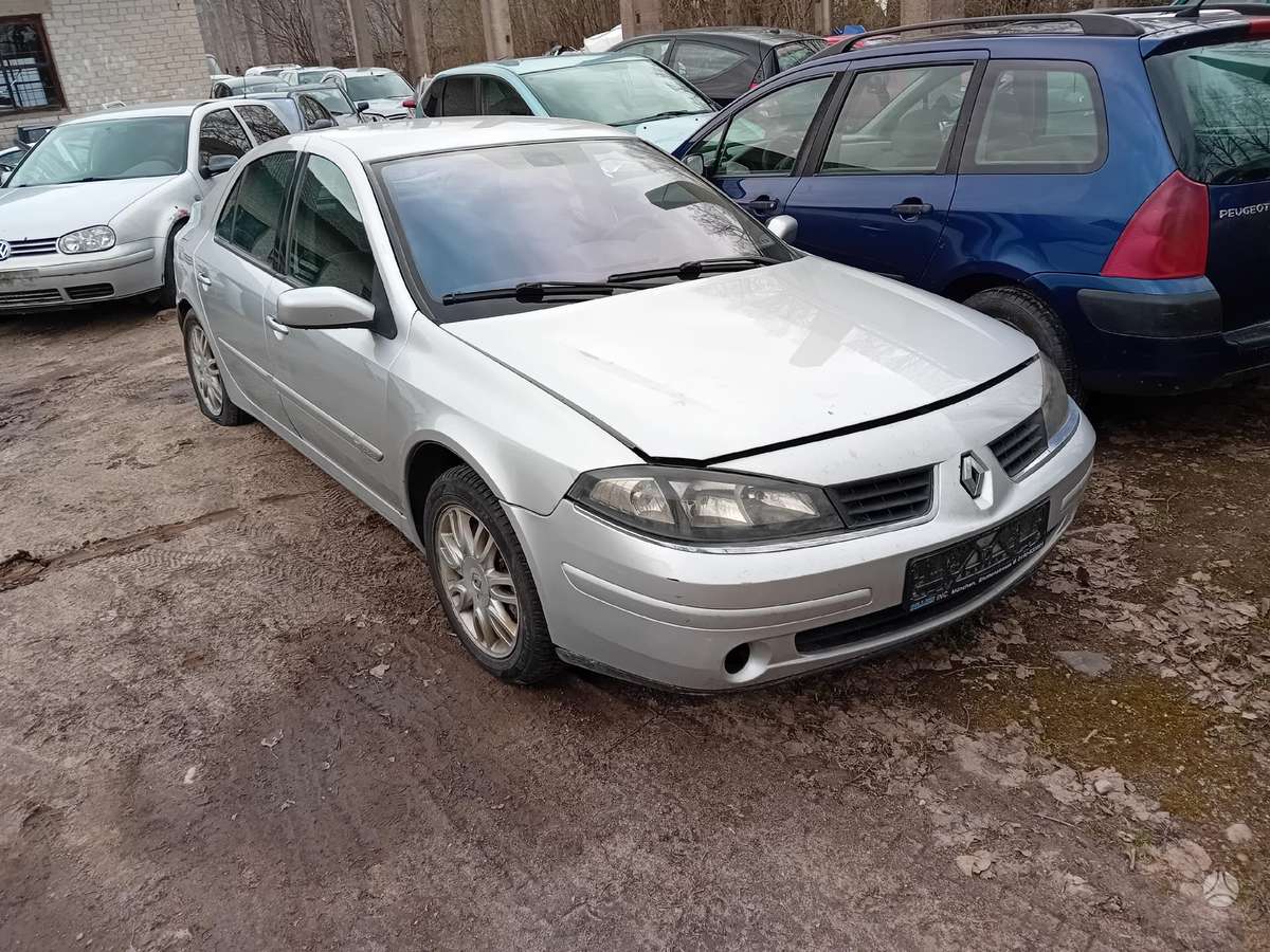 Renault Laguna по частям
