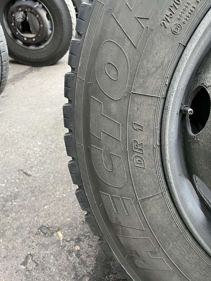 Matador, universalios 275/70 R22,5