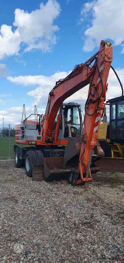 Fiat Kobelco E145W, экскаваторы
