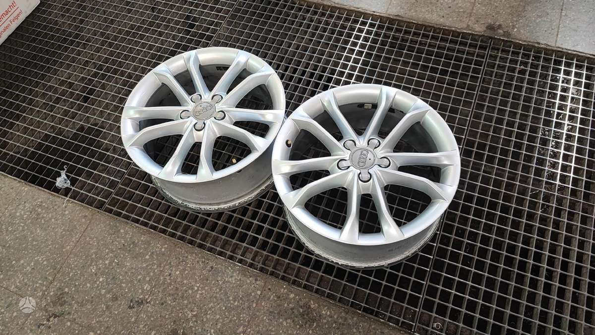 Audi 2 vnt, lengvojo lydinio, R18