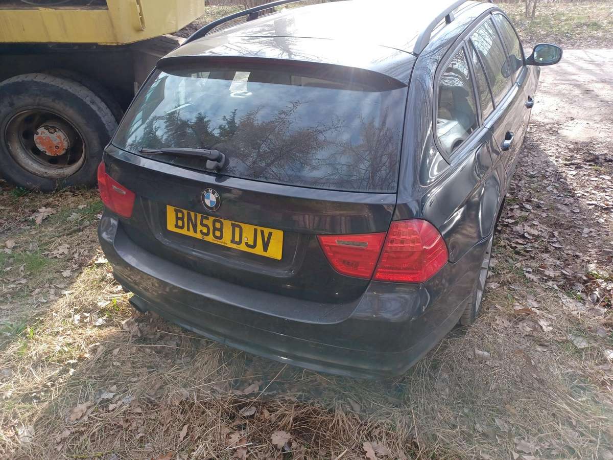 BMW 320