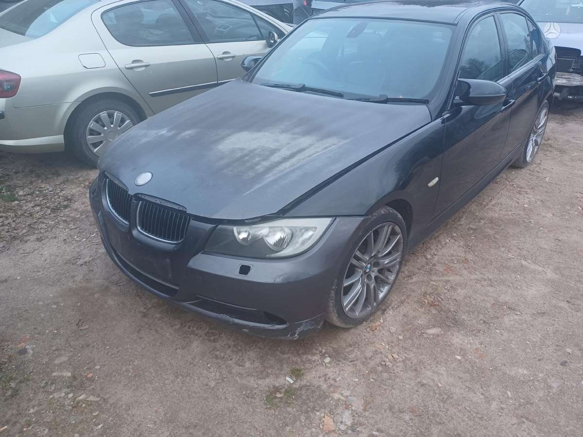 BMW 325
