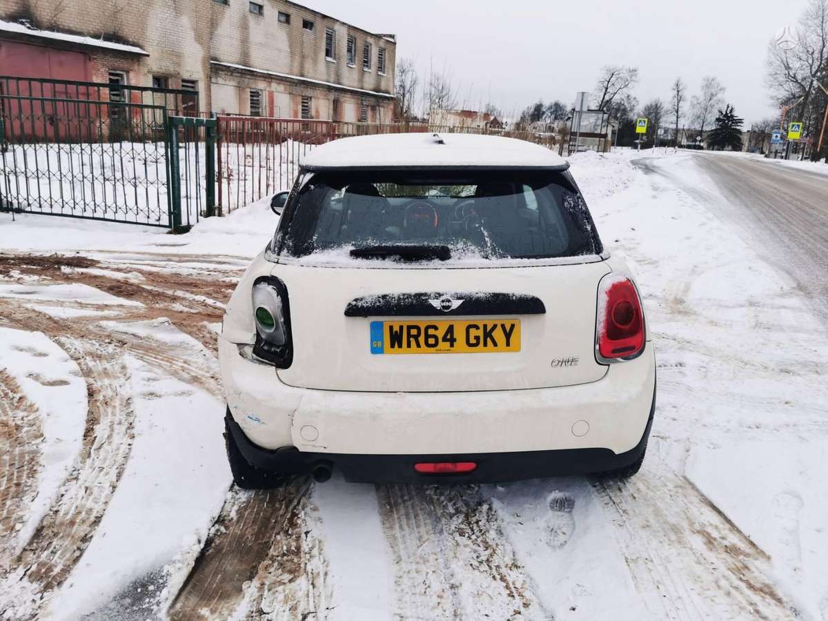 Mini Cooper rezerves daļās
