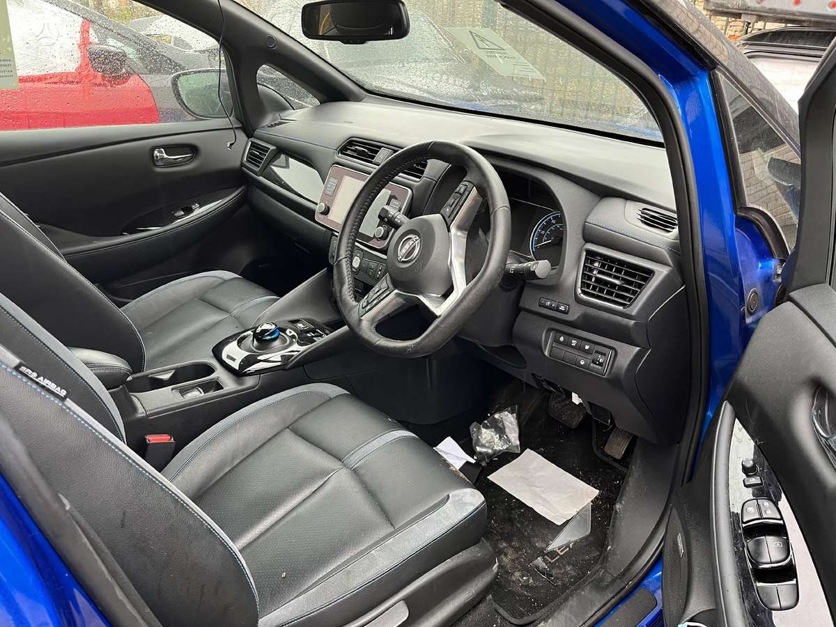 Nissan Leaf по частям. Baterija 62kw