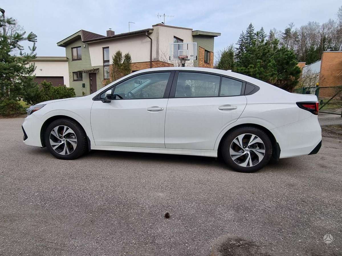Subaru Legacy - 6