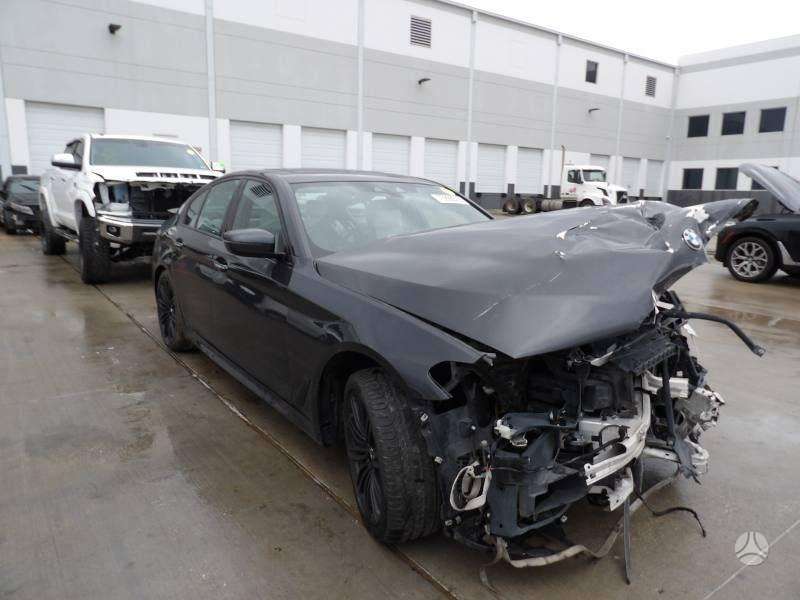 BMW 540 body parts