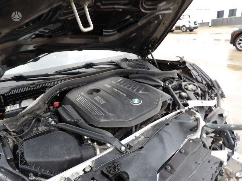 BMW 540 kėbulo dalys