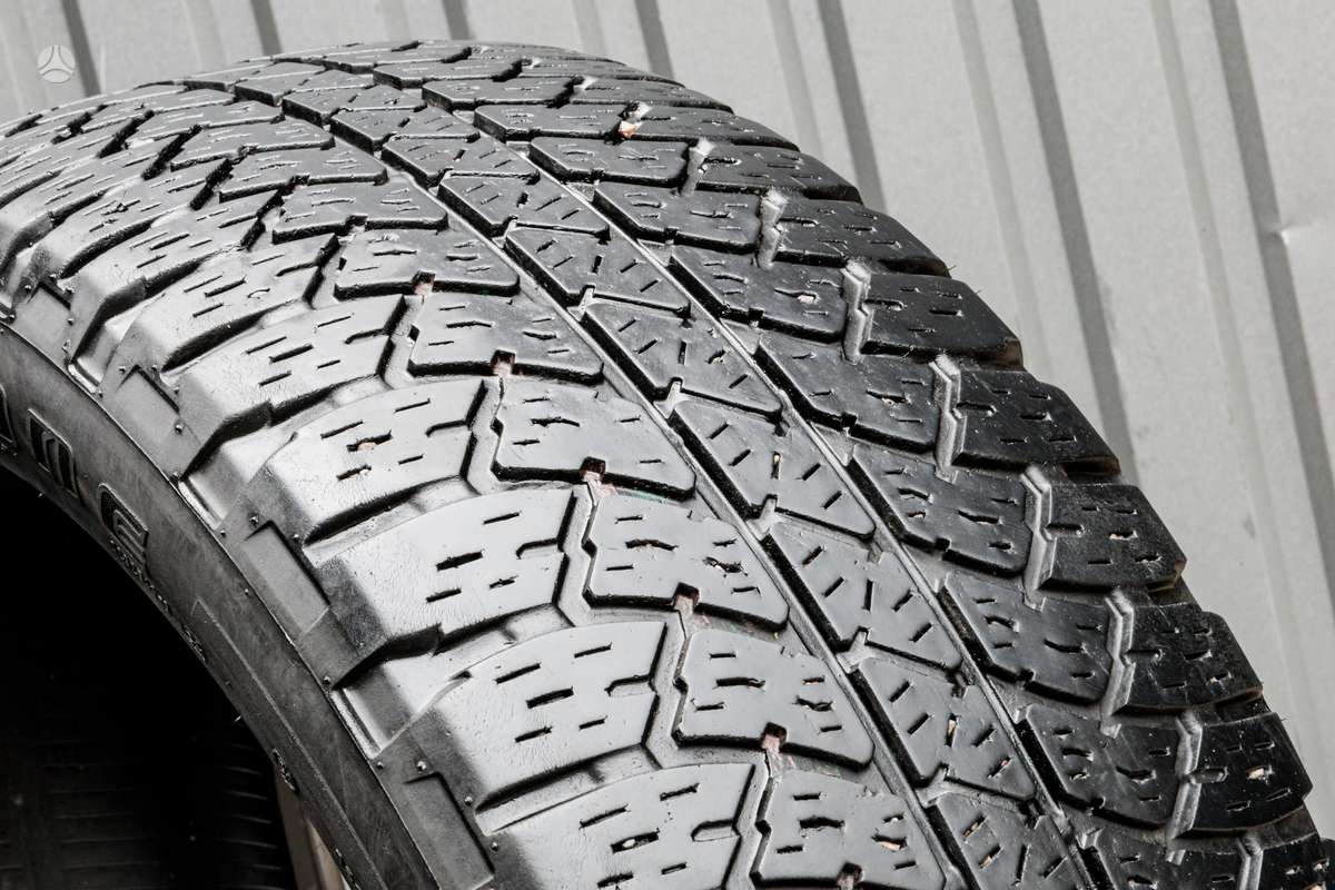 Bridgestone Dueler A/T, всесезонные 285/45 R22
