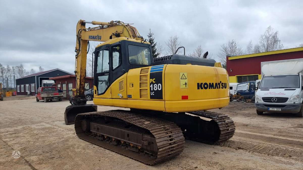 Komatsu PC180 LC-7EO, экскаваторы