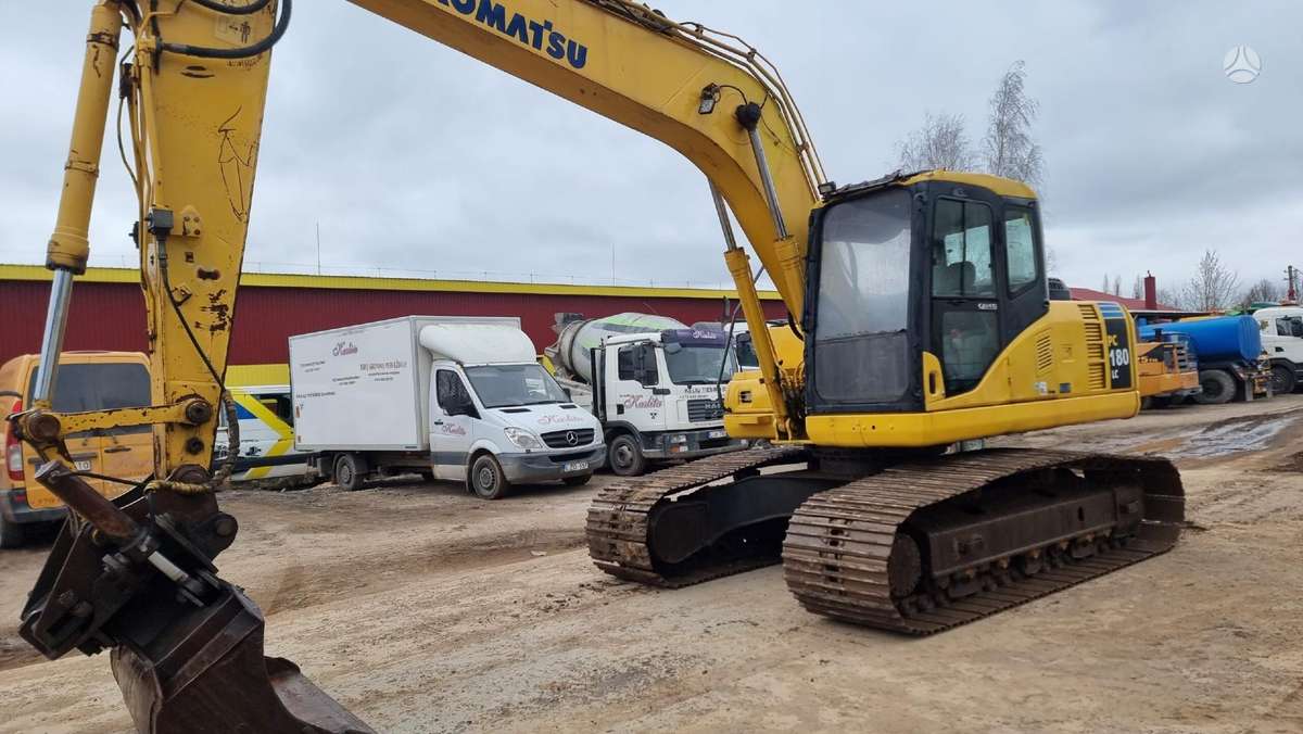 Komatsu PC180 LC-7EO, экскаваторы