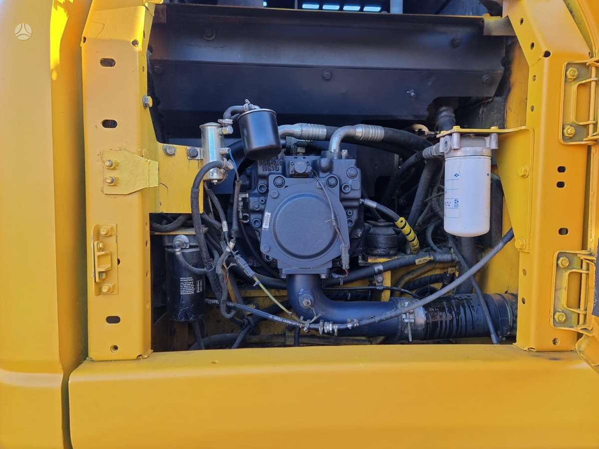 Komatsu PC180 LC-7EO, экскаваторы