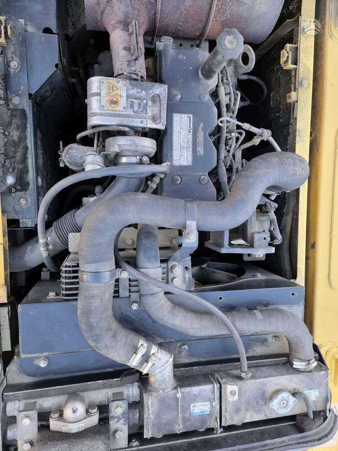 Komatsu PC180 LC-7EO, экскаваторы
