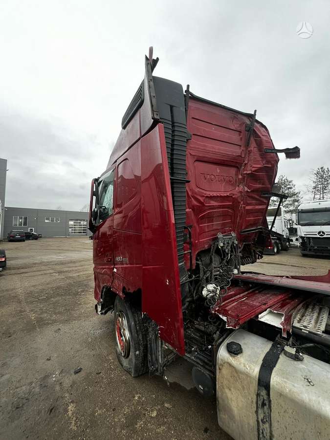 Volvo FH, semi-trailer trucks