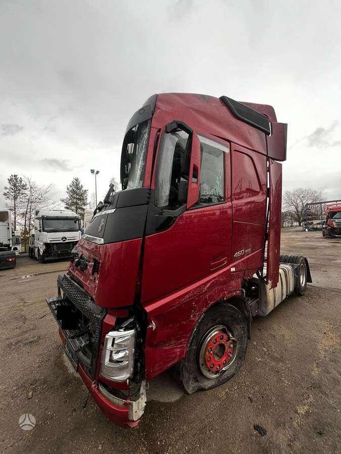 Volvo FH, semi-trailer trucks