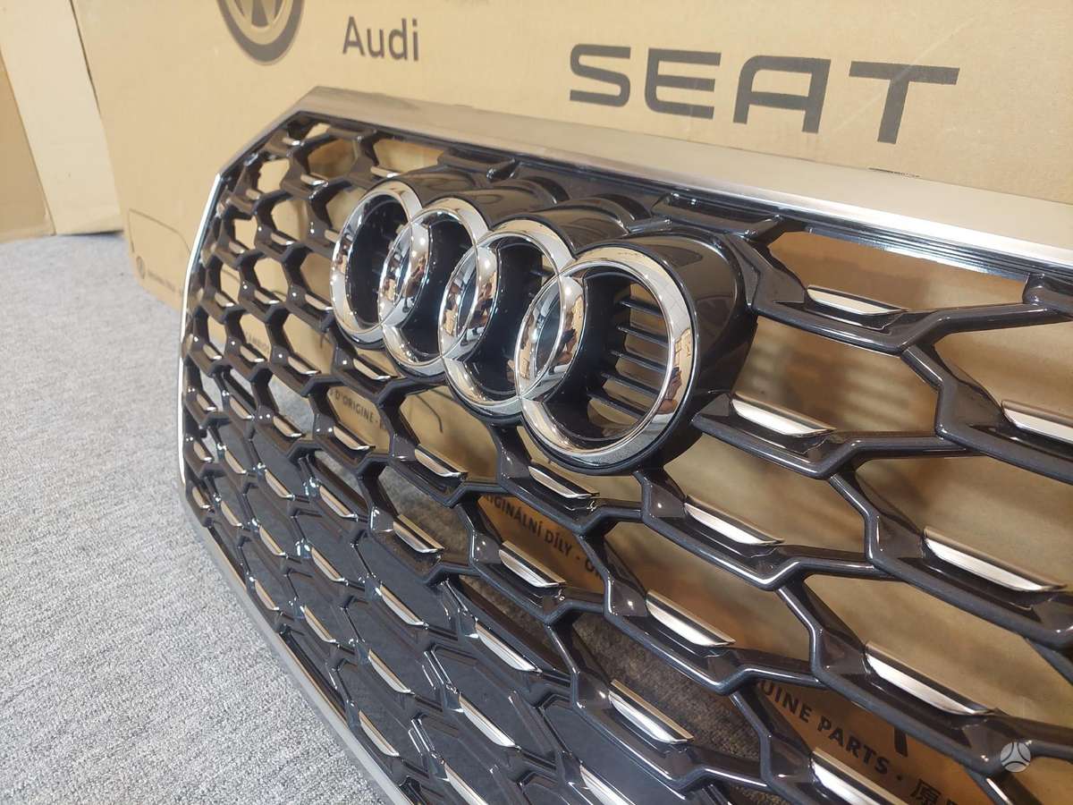 Audi Q3, Naujas originaLus televizorius, groteles, lights