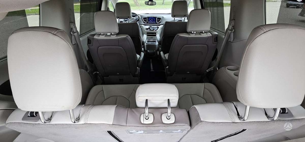 Chrysler Pacifica, 3.6 l., Минивэн