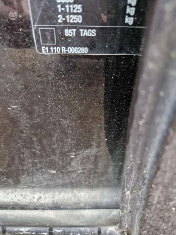 Opel Zafira Tourer kėbulo dalys