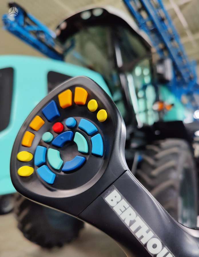 Berthoud RAPTOR 5240, self-propelled sprayers