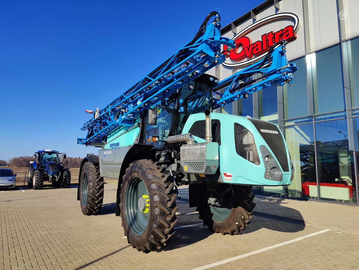 Berthoud RAPTOR 5240, self-propelled sprayers