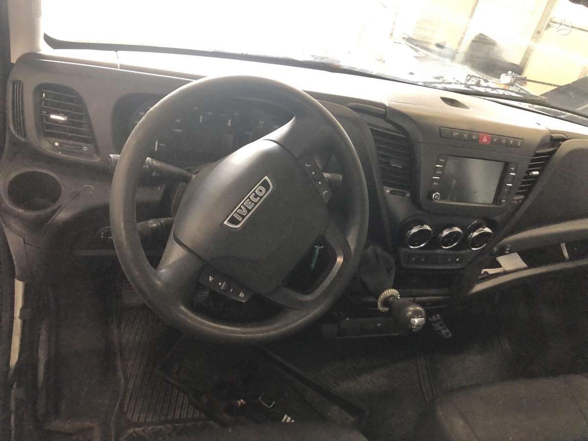 Iveco DAILY VI BOX, cargo vans