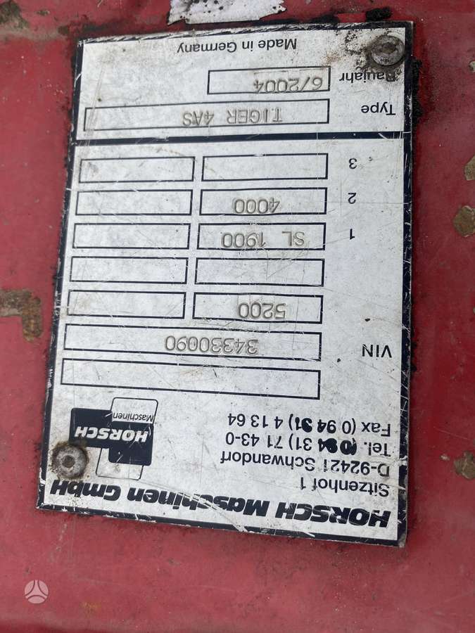 Horsch Tiger 4AS, scrapers, scrubbers