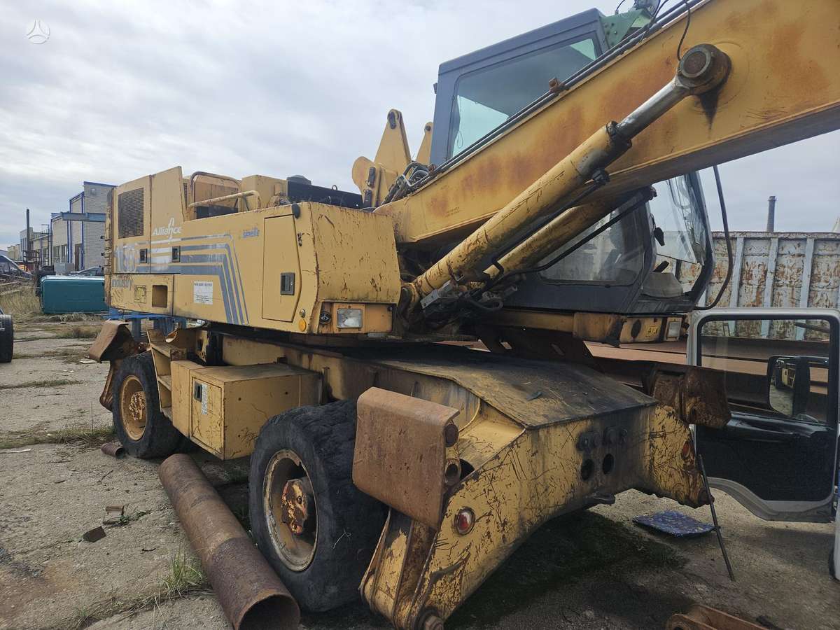 Case 1188-P, construction and road construction equipment