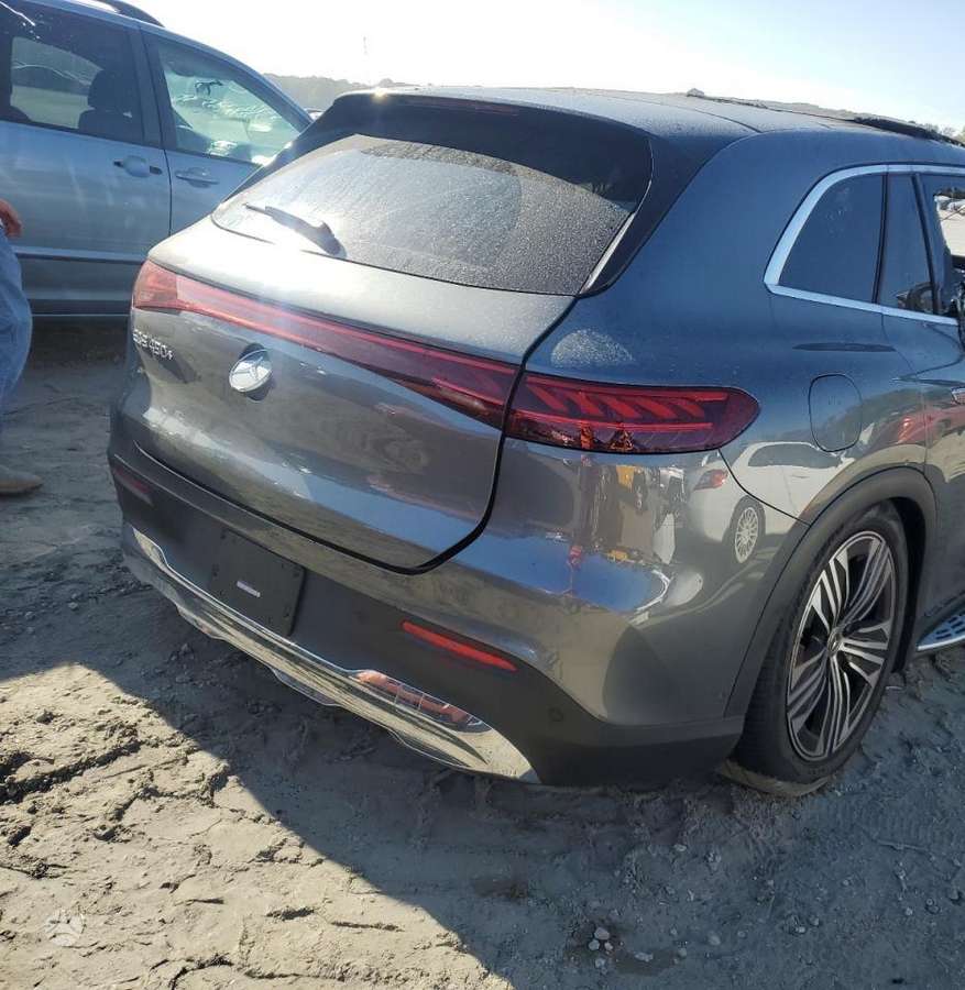 Mercedes-Benz EQS