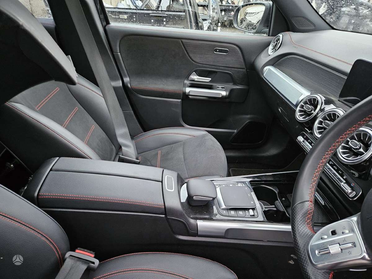 Mercedes-Benz EQB Rida 28389