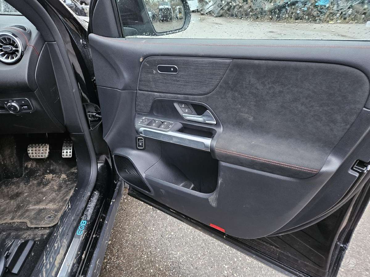 Mercedes-Benz EQB Rida 28389