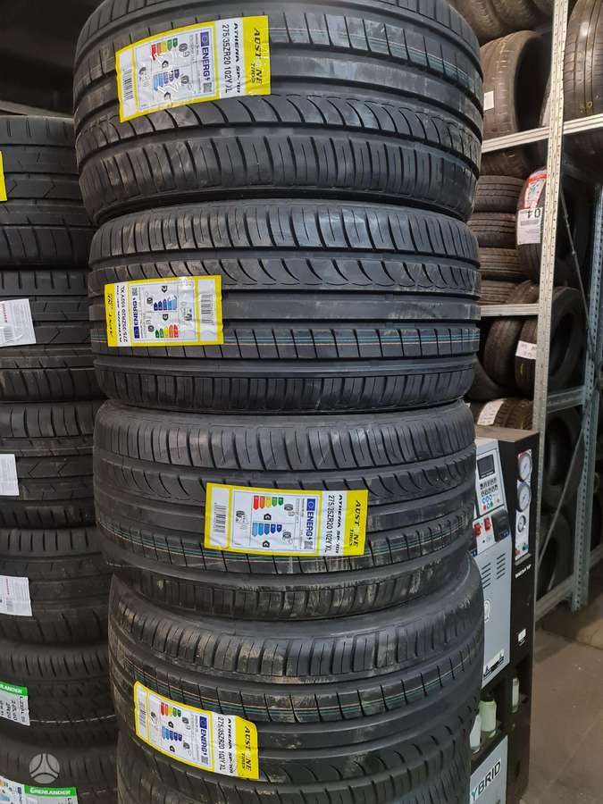 Austone, summer 275/35 R20
