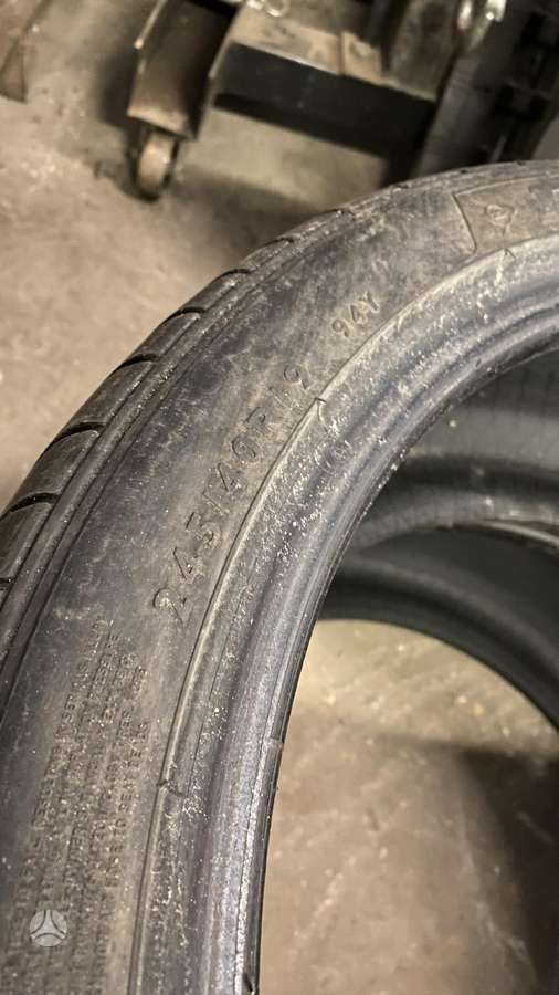 Dunlop, летние 245/40 R19