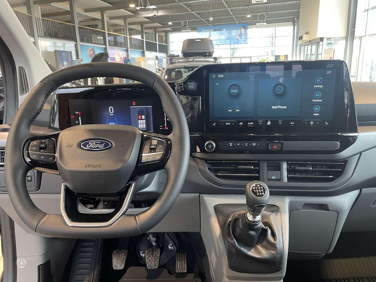 Ford Tourneo Custom, passenger minibus