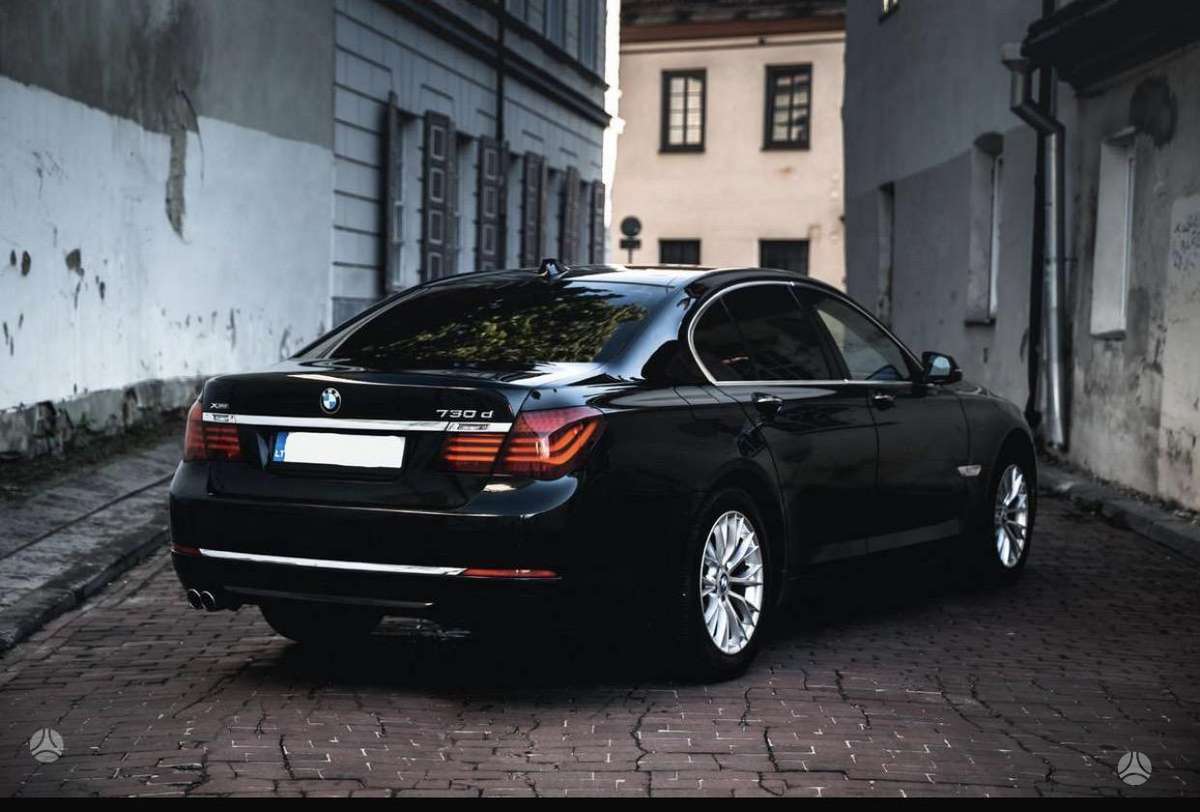 BMW 730, 3.0 l., Седан