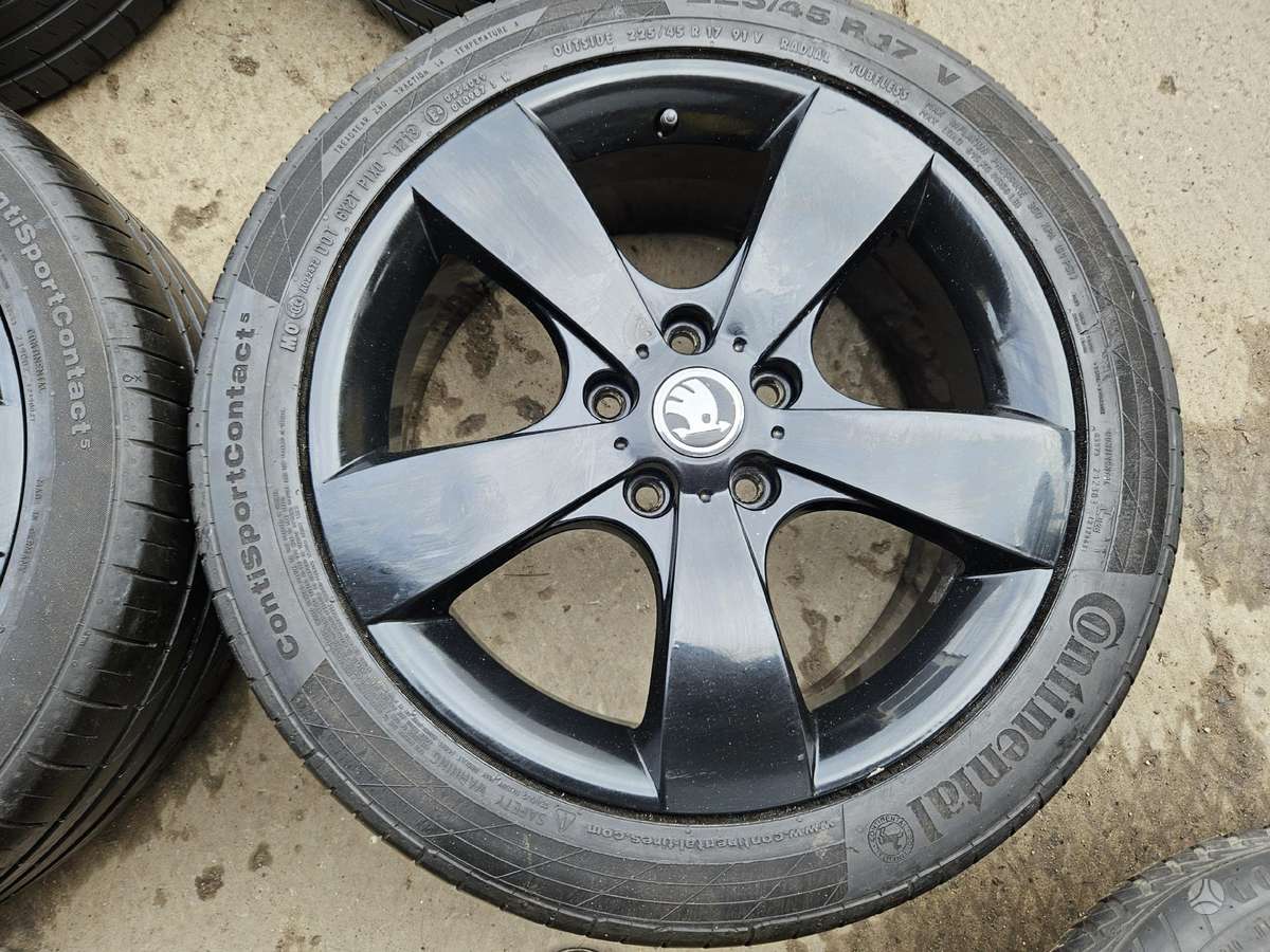 Skoda Octavia/Superb, легкосплавные , R17