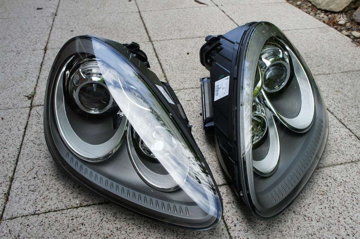 Porsche Cayenne body parts