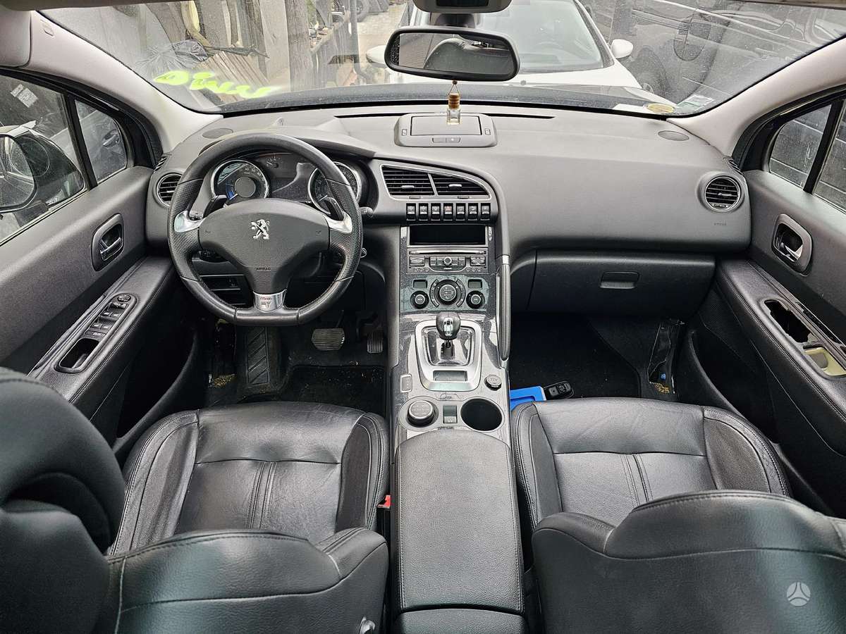 Peugeot 3008 детали кузова