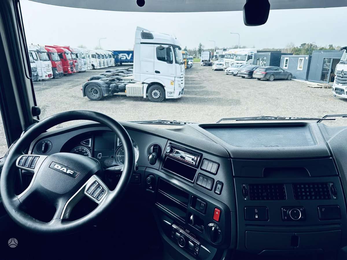DAF XF 480 su Hidraulika, double sleeper
