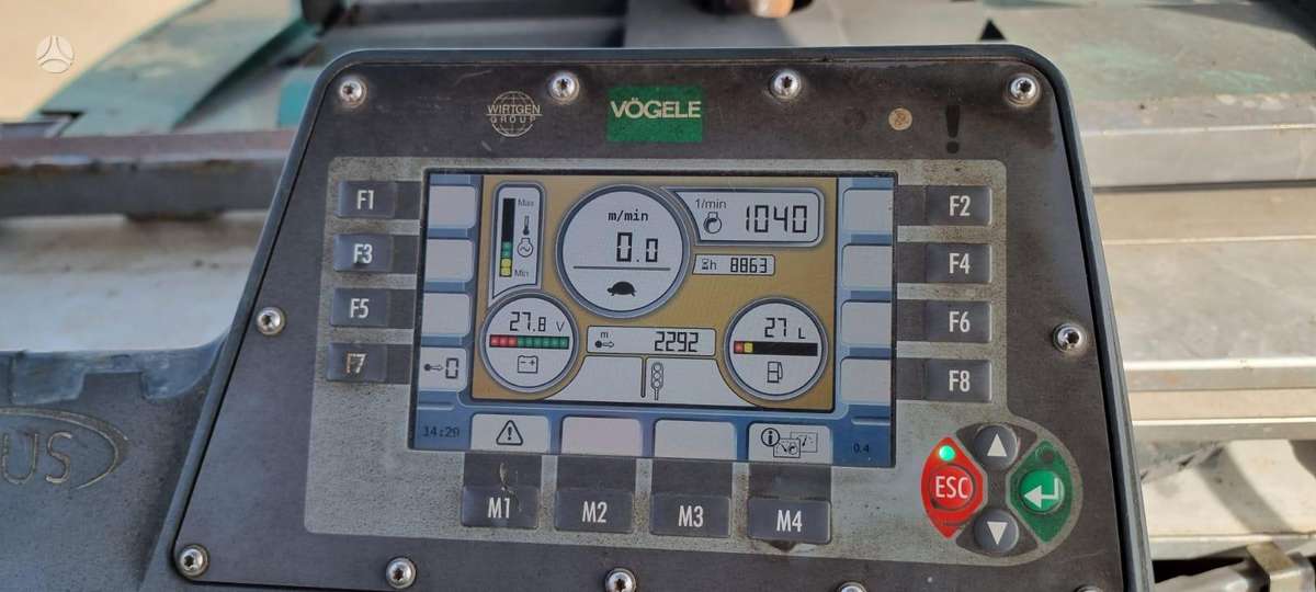 Vögele 1300 - 3i, paving machinery