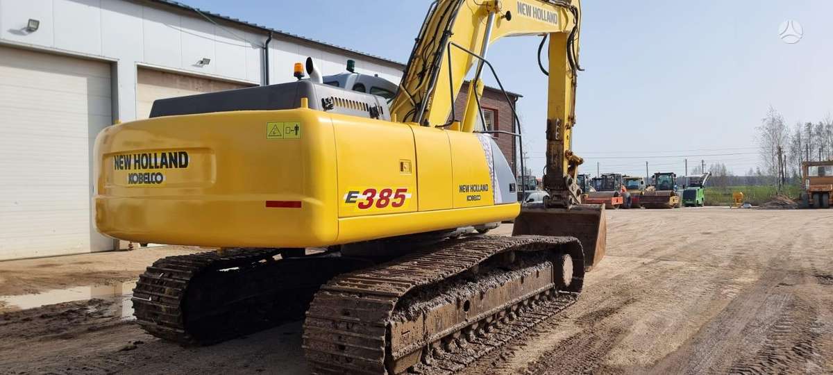 New Holland E 385, ekskavatoriai
