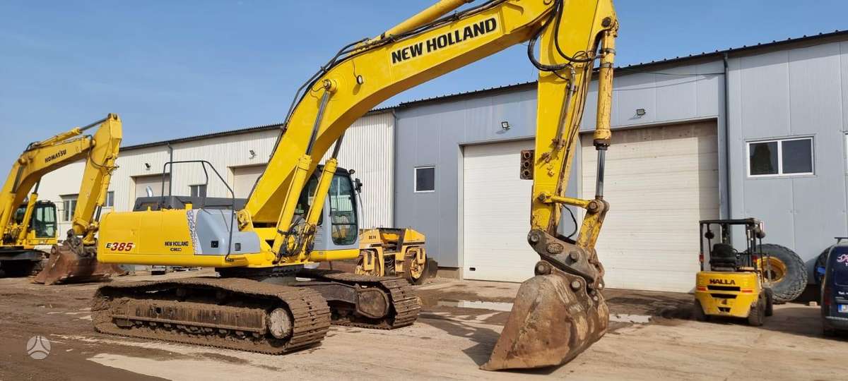 New Holland E 385, ekskavatoriai