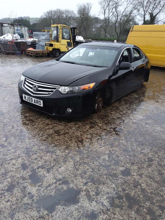 Honda Accord for parts