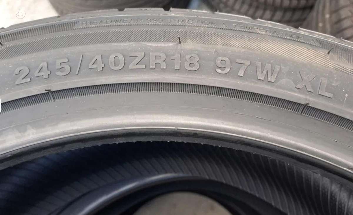 Sunny NA305, summer 245/40 R18