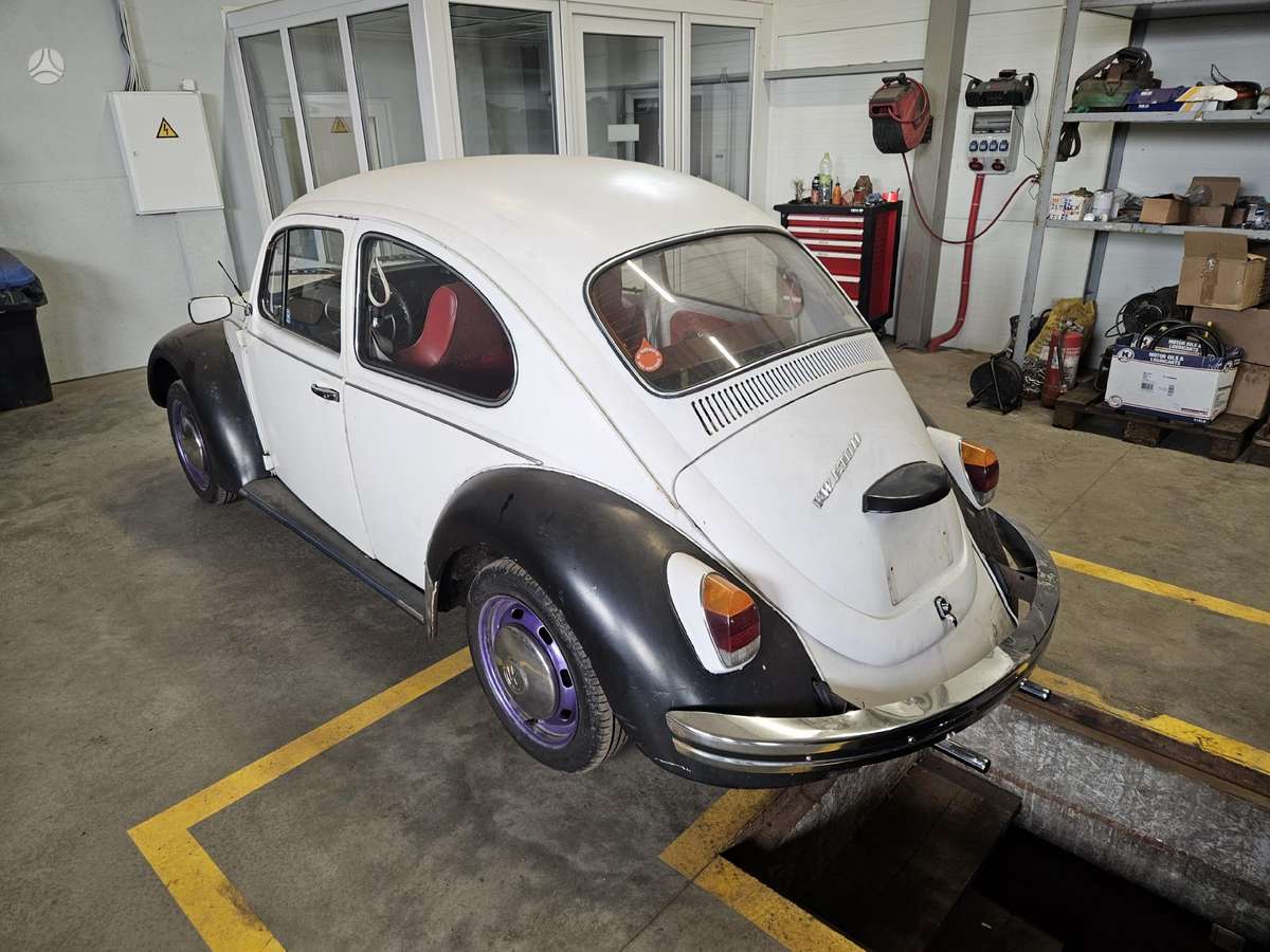 Volkswagen Beetle - 2