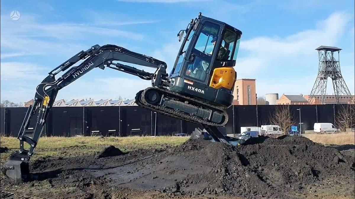 Hyundai HX40A, mini excavator