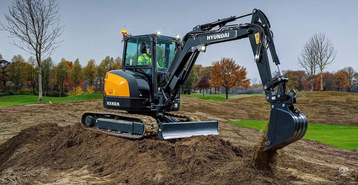 Hyundai HX40A, mini excavator