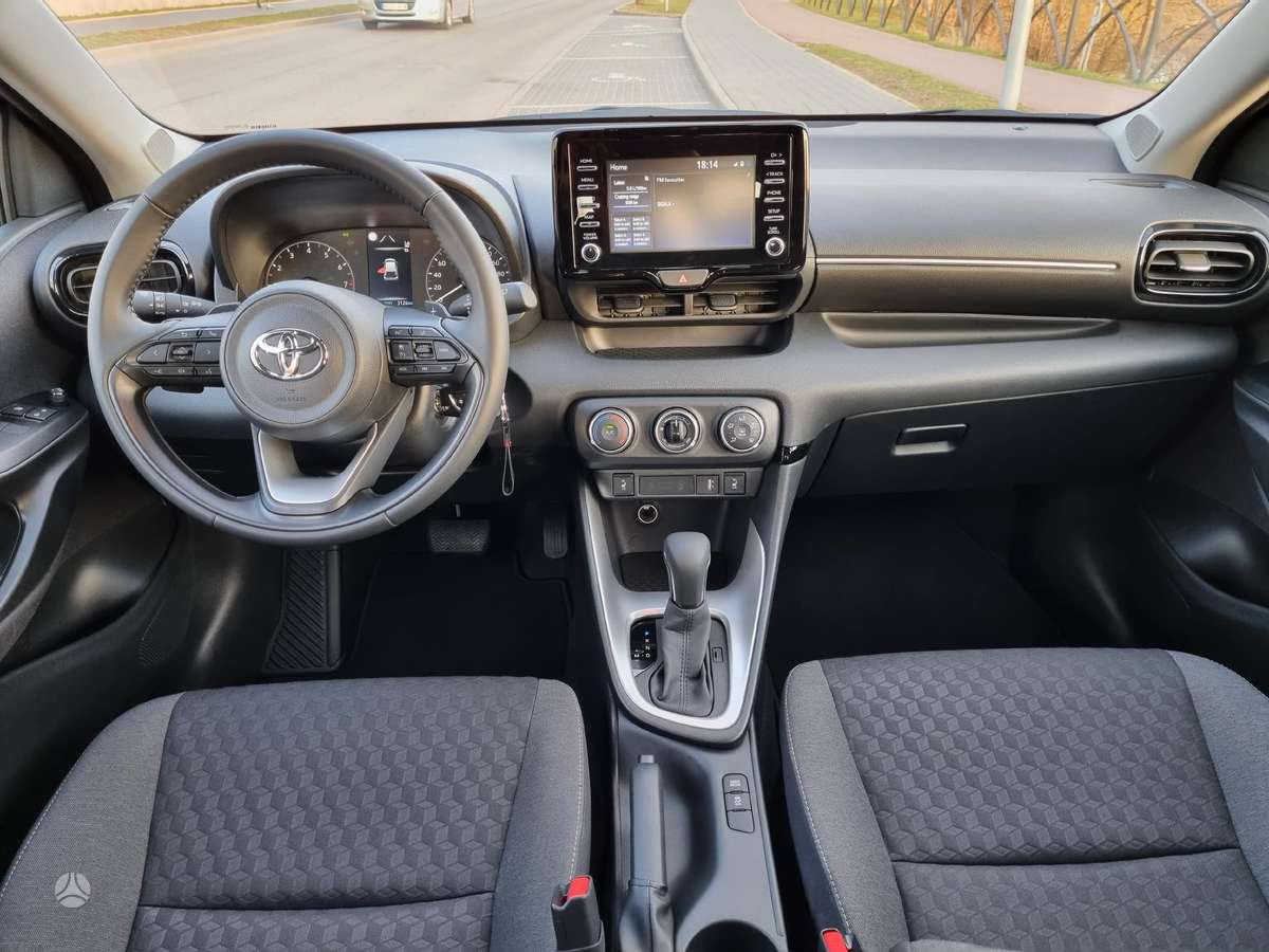 Toyota Yaris, 1.5 l., hatchback