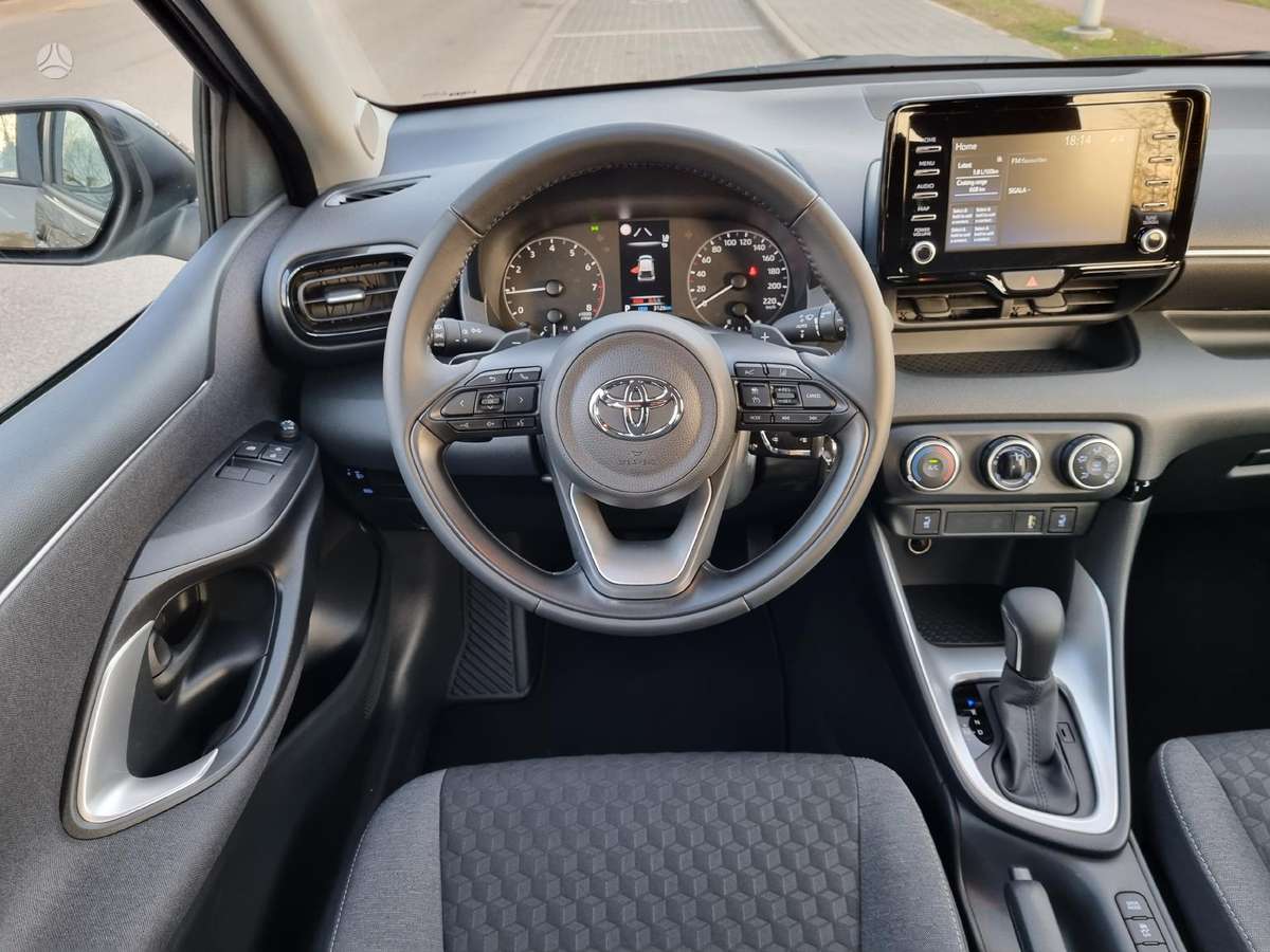 Toyota Yaris, 1.5 l., Хэтчбек
