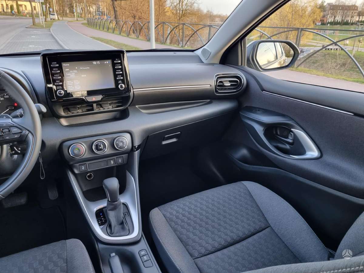 Toyota Yaris, 1.5 l., hatchback