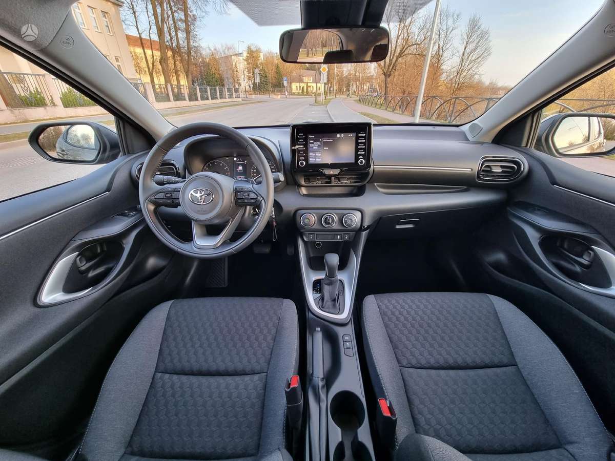 Toyota Yaris, 1.5 l., hatchback